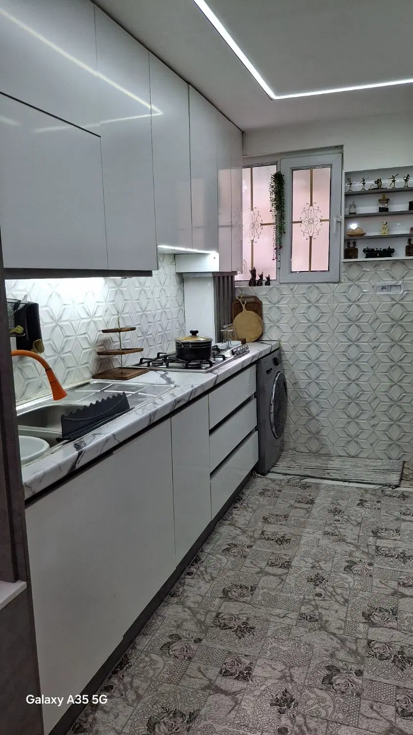 خانه 65 متری حیاط دار تازه بازسازی شده
