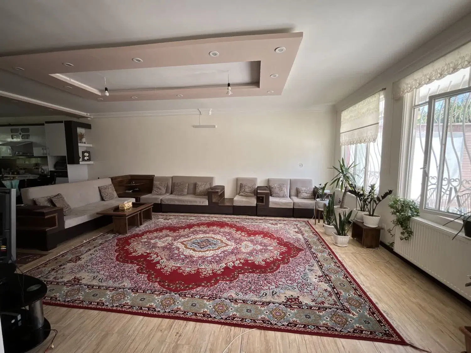 منزل ویلایی درگلبهار