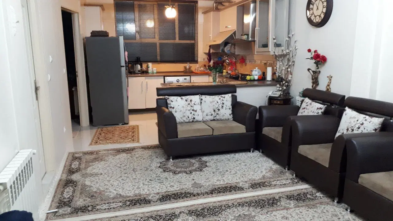 50 متر فول امکانات