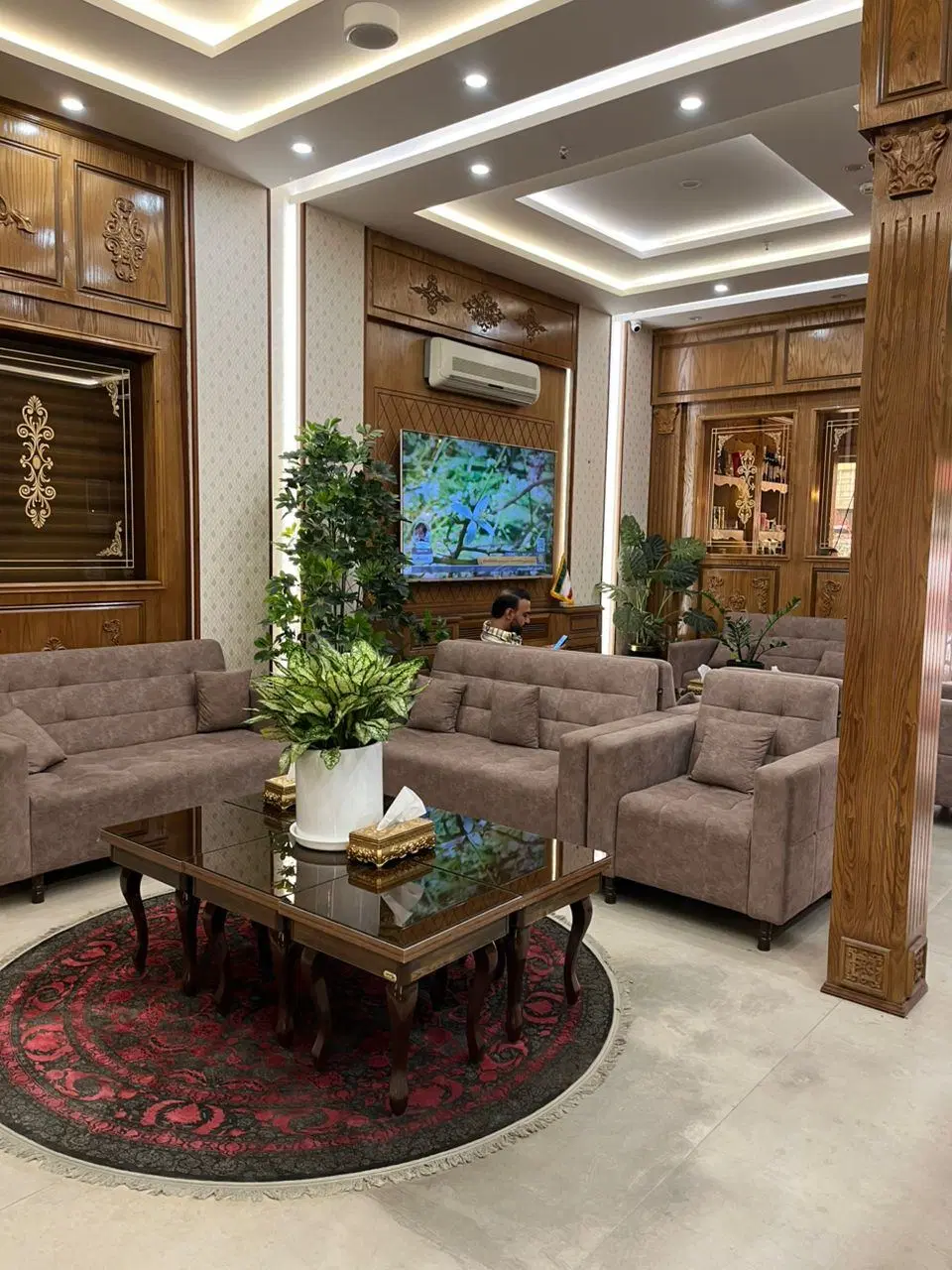 اجاره ماهانه بک واحد۱۵۰متری جهت سکونت واداری