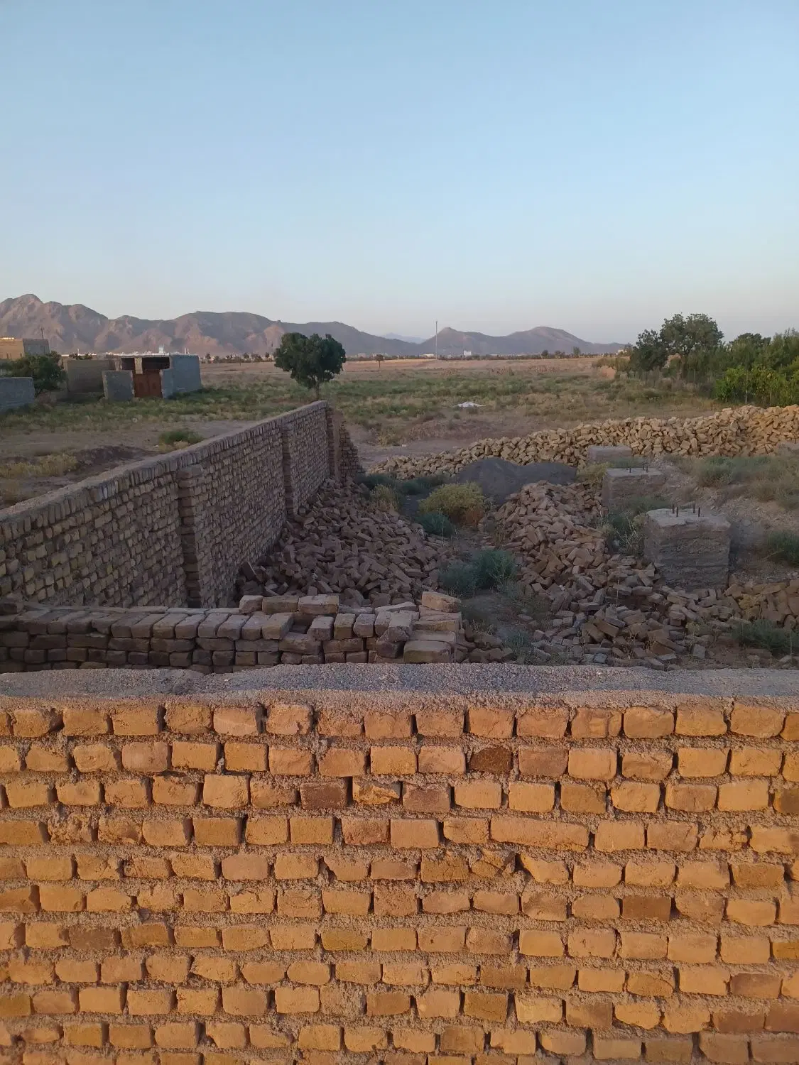 زمین زیاالدین