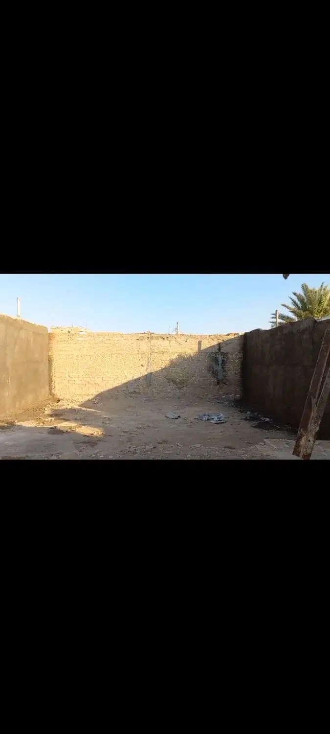 زمین مسکونی ۲۰۲ متری آماده ساخت