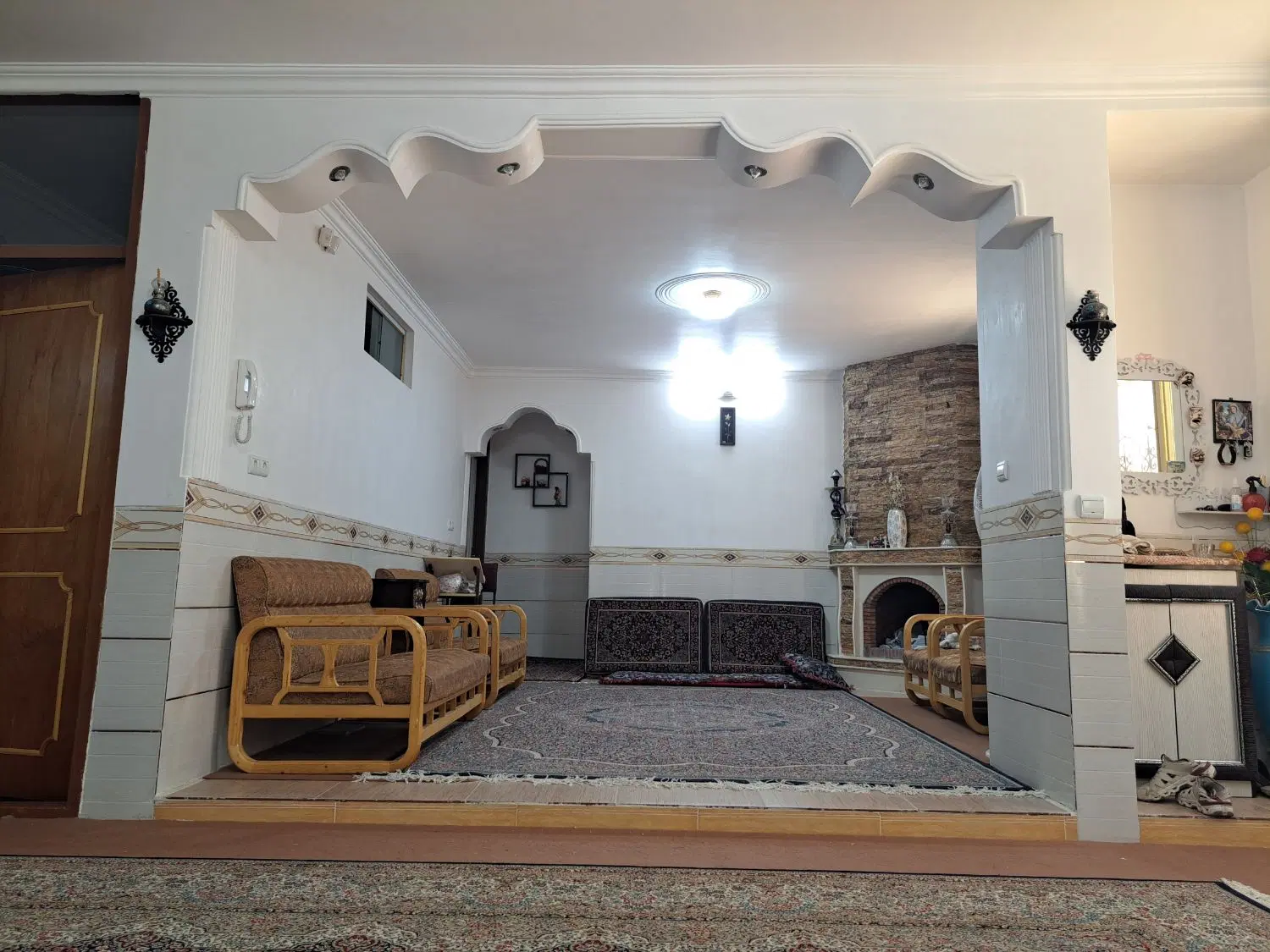 ویلایی ریحانشهر ، زرند