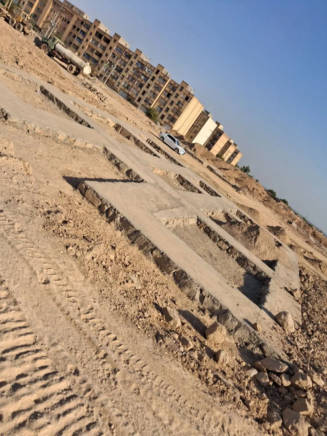 آخر بلوار کشاورز زمین مسکن ملی