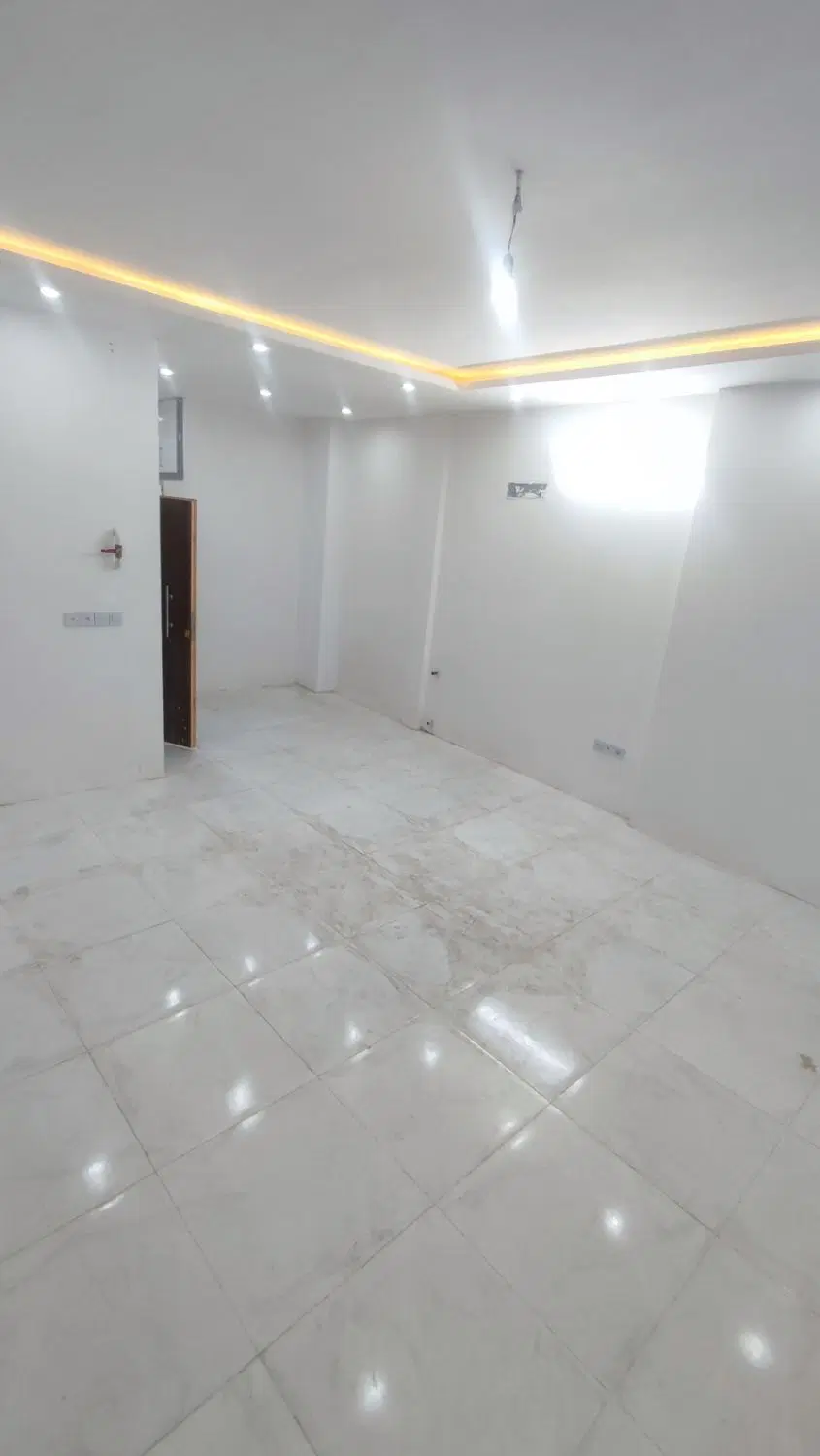 ۱۰۰متر صفر تکواحدی  فول اماده دوسر نور  یاس۲۰