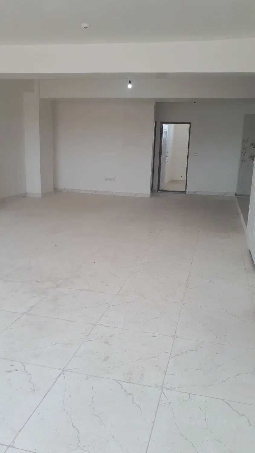 آپارتمان جنوبی ۱۳۳ متر