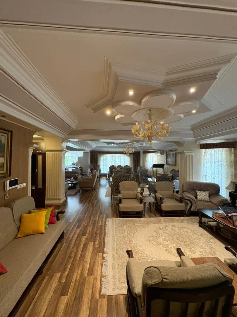 فروش آپارتمان ۲۲۵ متری