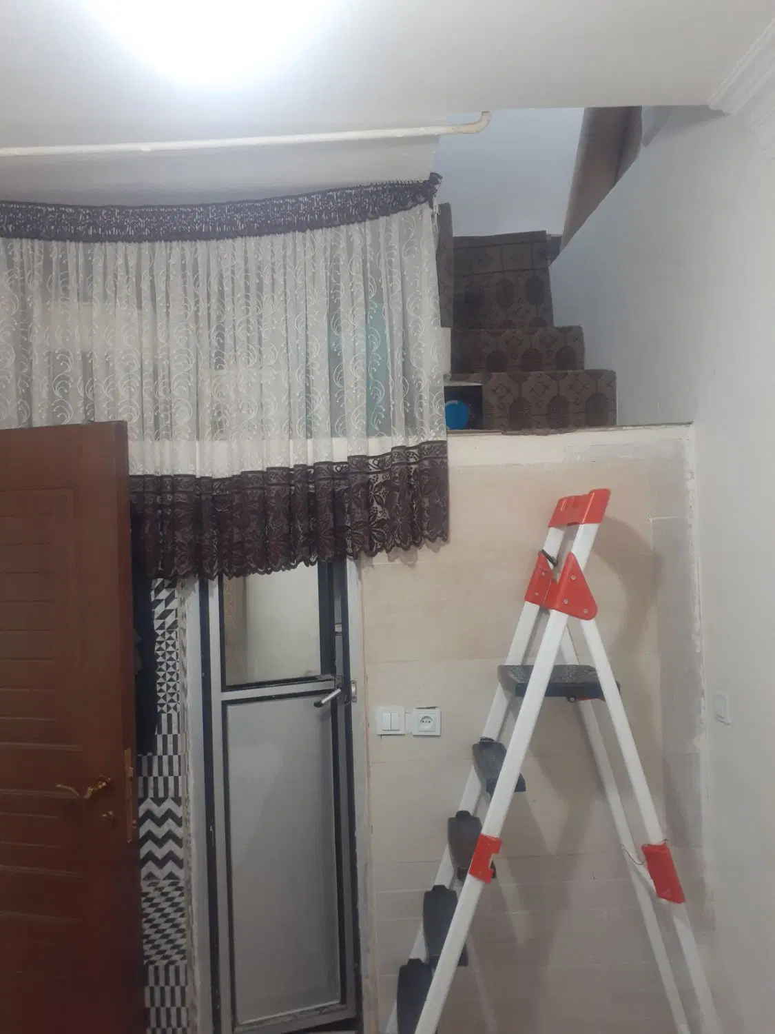 فروش خونه ویلایی الوند نصرت آباد تمیز
