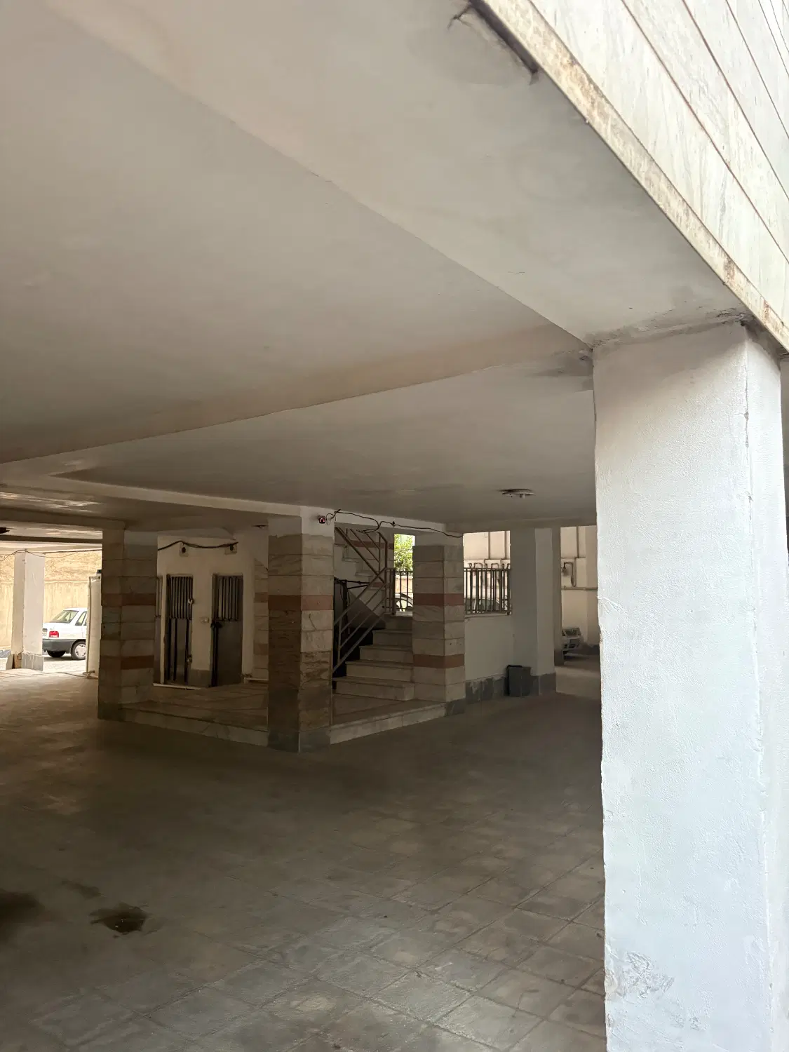 فروش واحد ۷۴ متری اندیشه فاز ۱