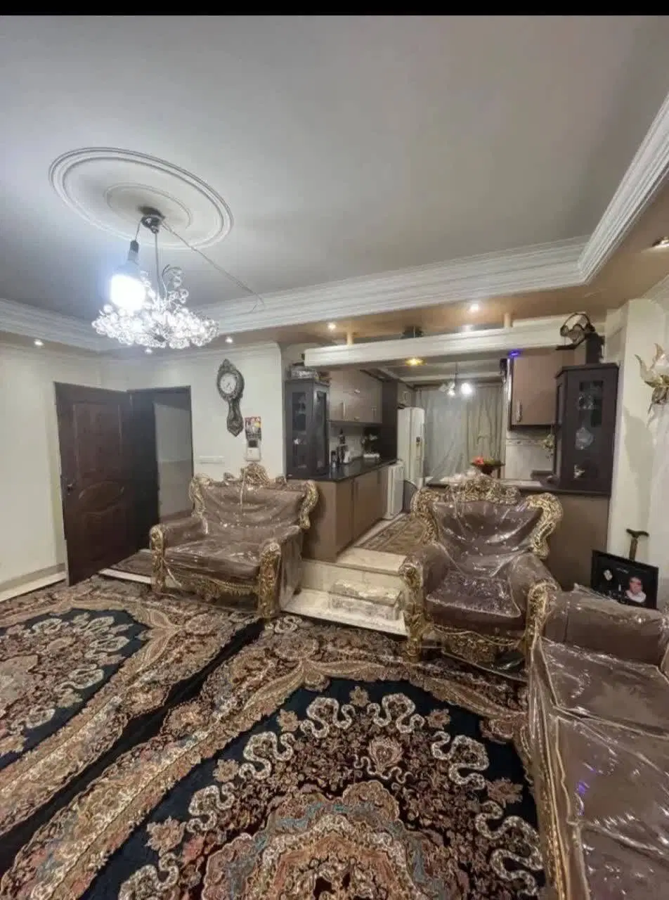 ۶۳ متری ، تک واحدی ، پارکینگ دار ، بازسازی شده