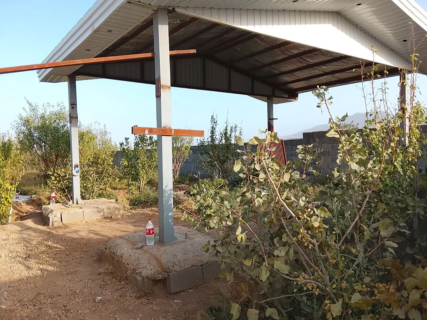 باغ چهار دیواری در ساوه نزدیک غرق آباد