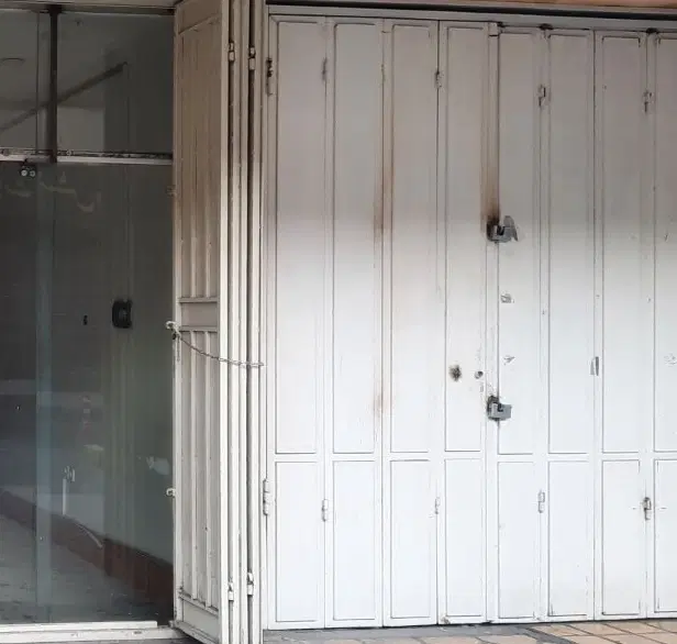 ۱۰۰ متر تجاری شیخ صدوق چهارباغ بالا توحید
