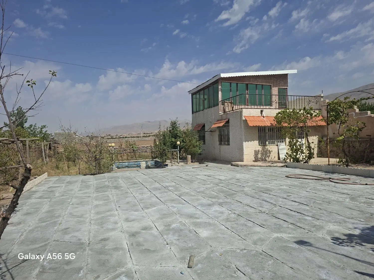 باغ ویلا ۷۵۰ متری محدوده روستای غار