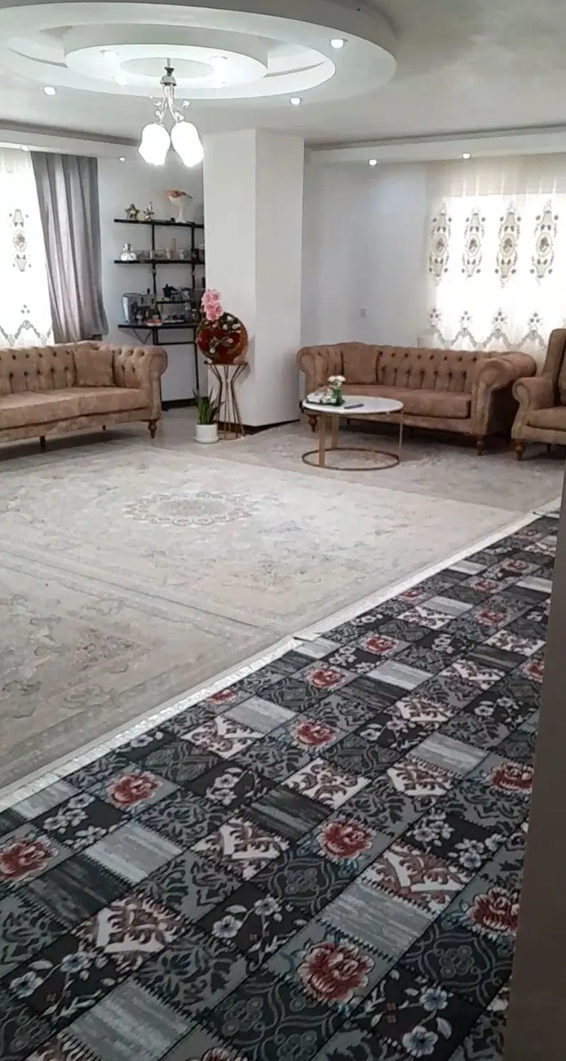 آپارتمان ۱۱۰ متری