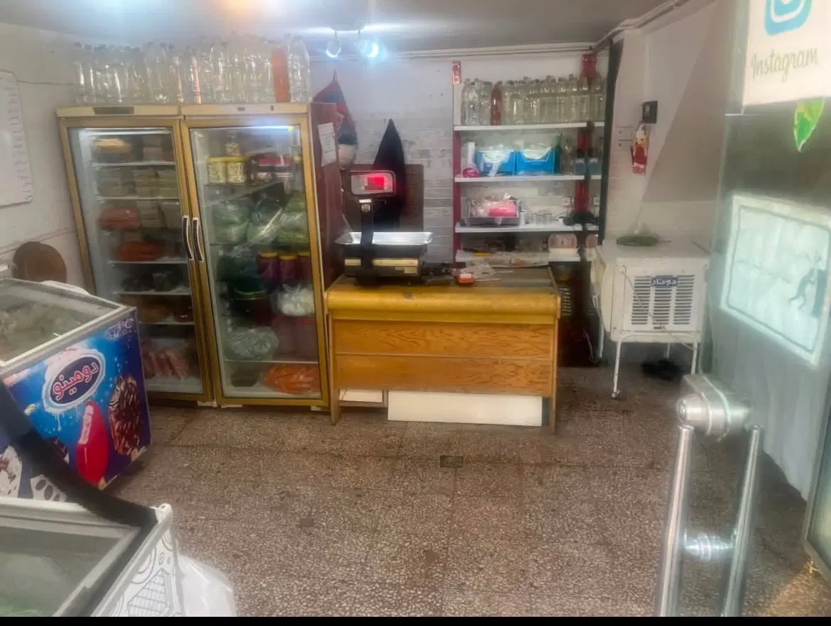مغازه اماده تحویل رهن کامل قابل تبدیل هم هست
