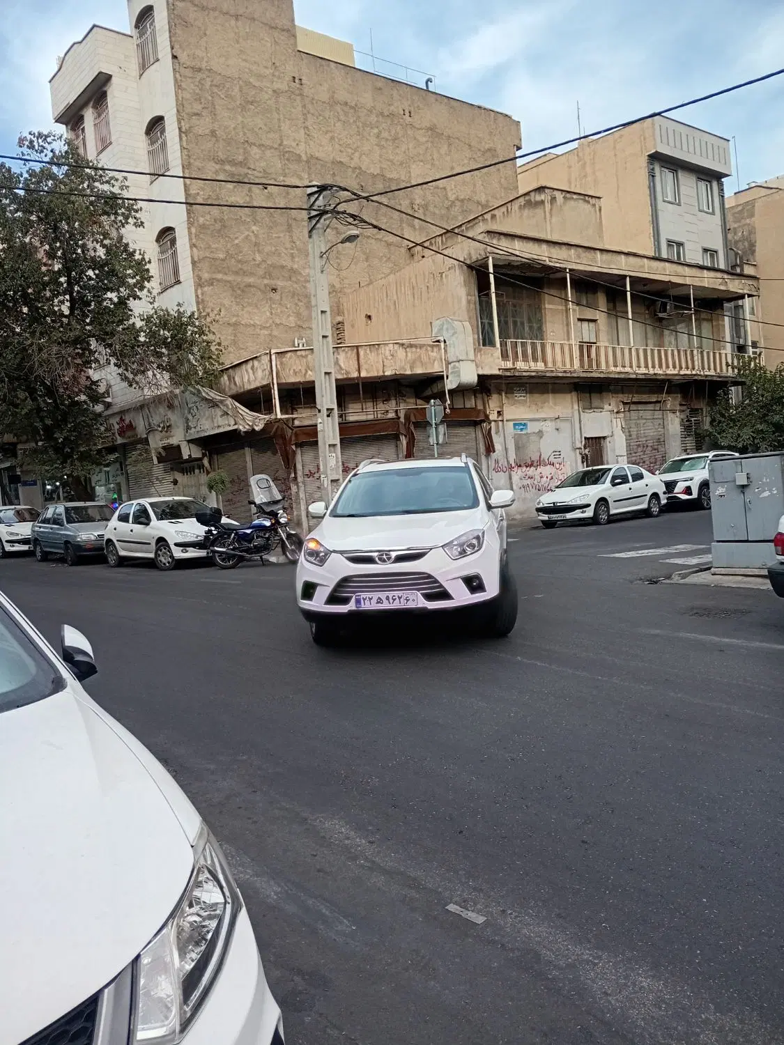 ملک کلنگی تجاری  مزایده ای ۱۲۰ متر  ۴۶ تجاری