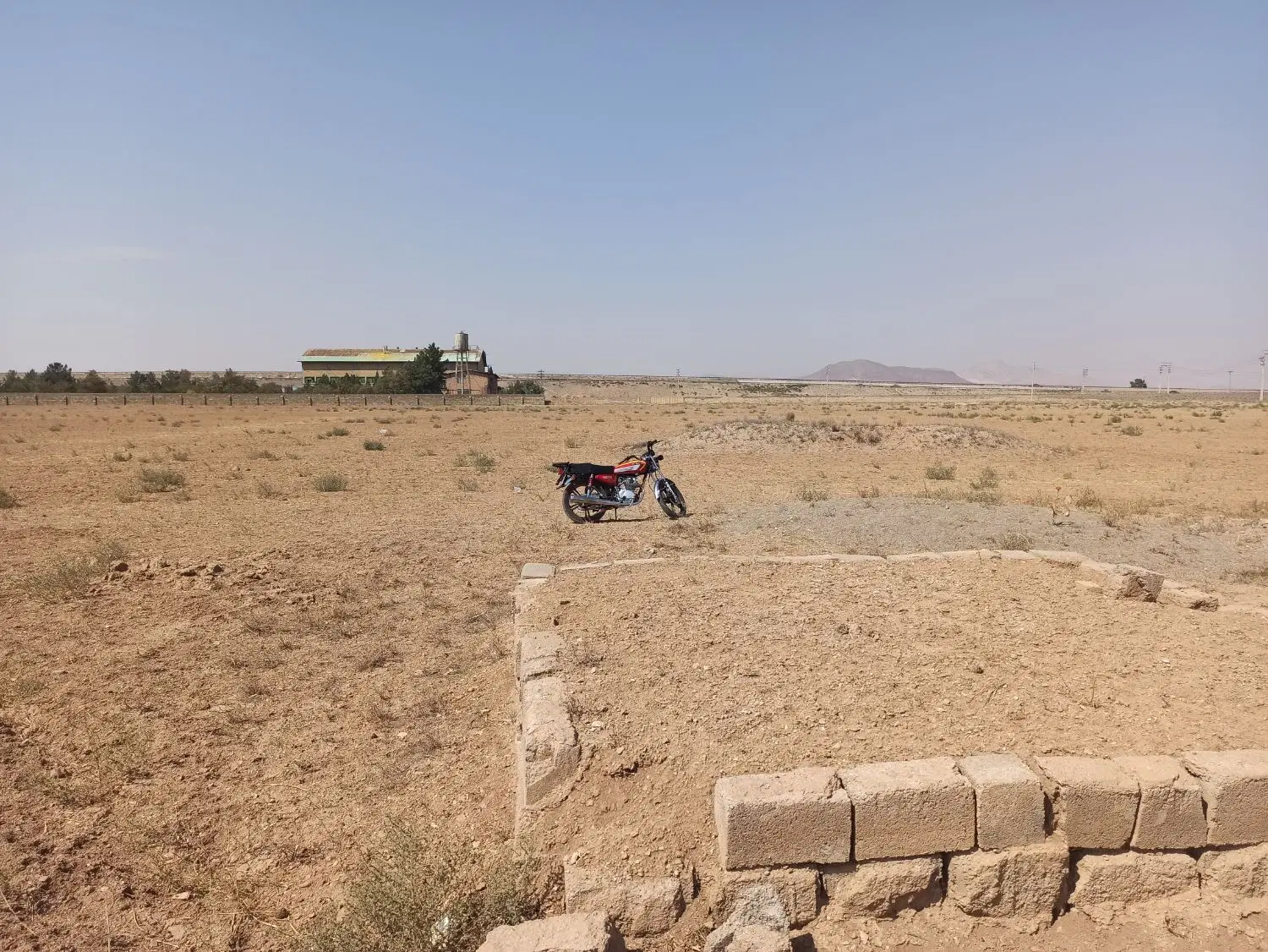 زمین صنعتی و تجاری
