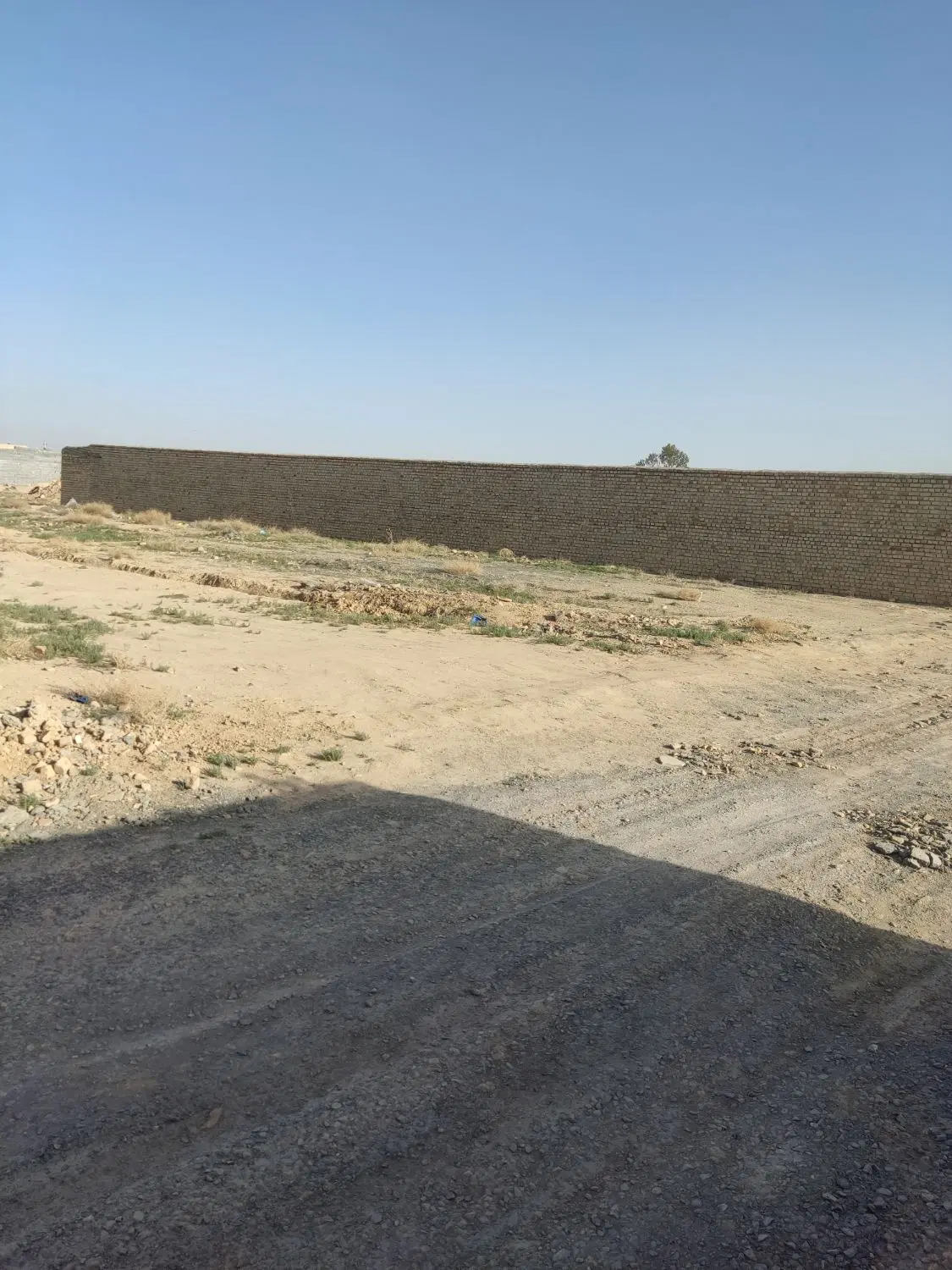 فروش ،زمین داخل طرح هادی روستای احمدآباد