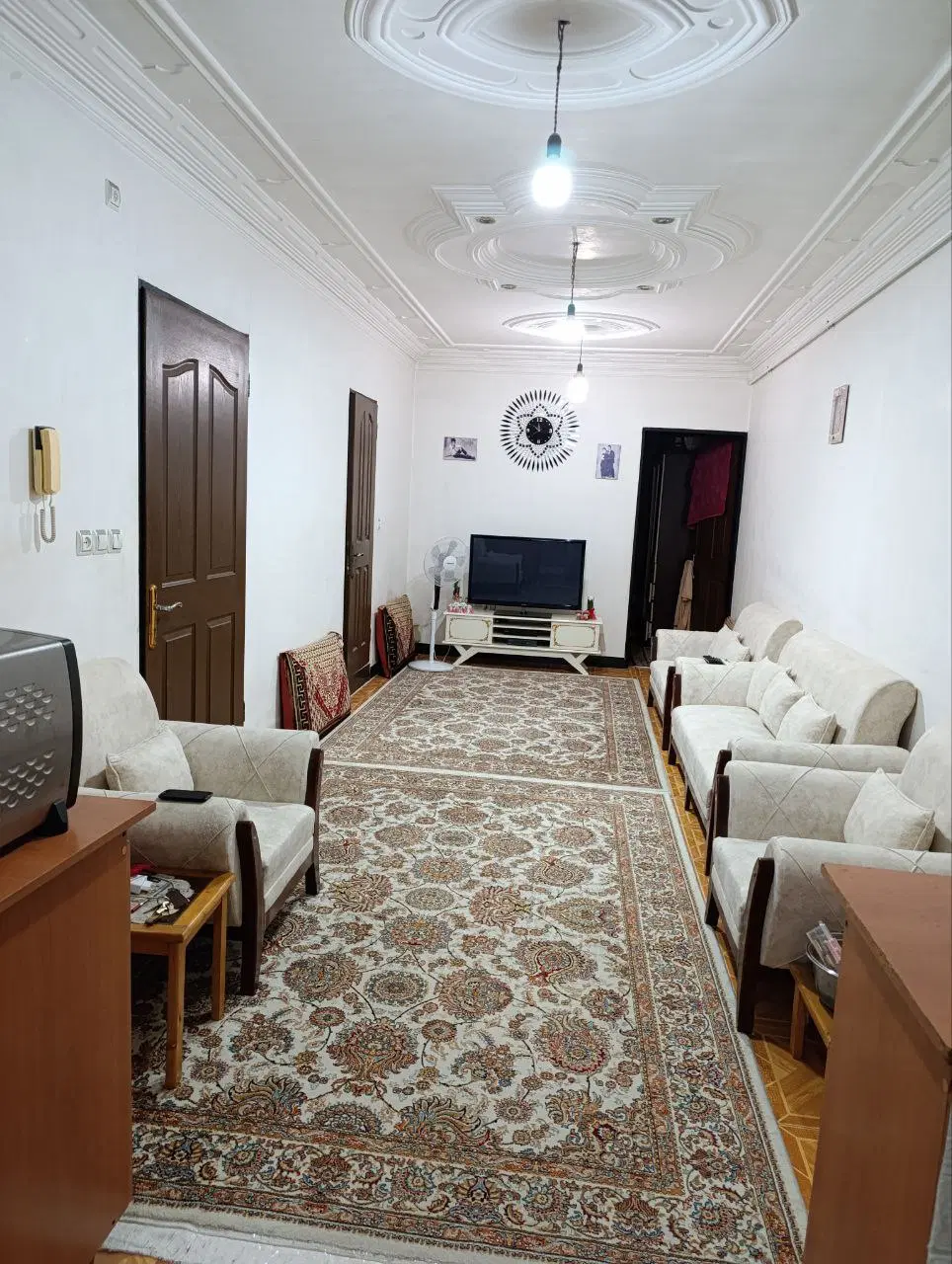 اجاره خانه  . طبقه بالا