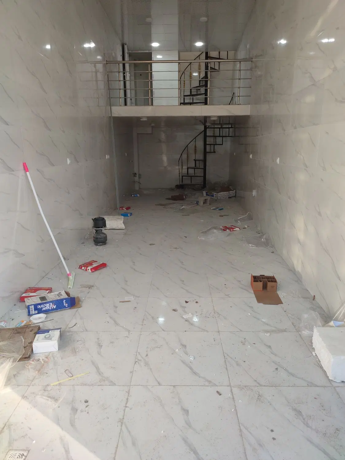 مغازه 40متری