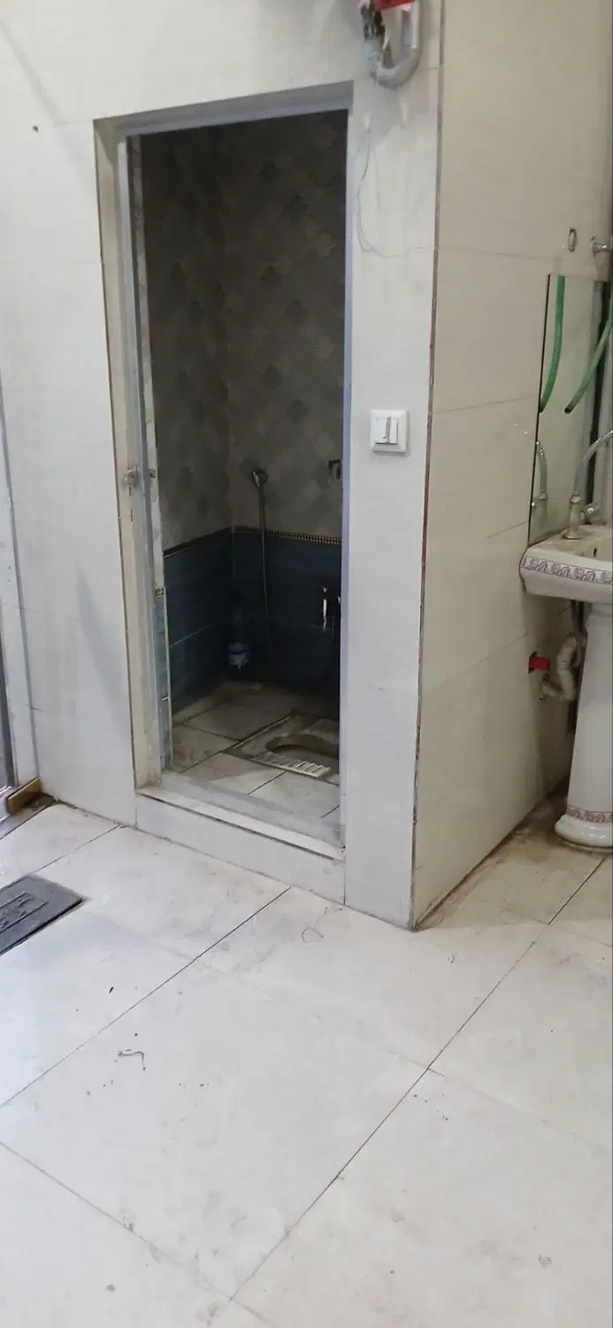 متراژ۱۸مترانشابات کامل وسرویس بهداشتی