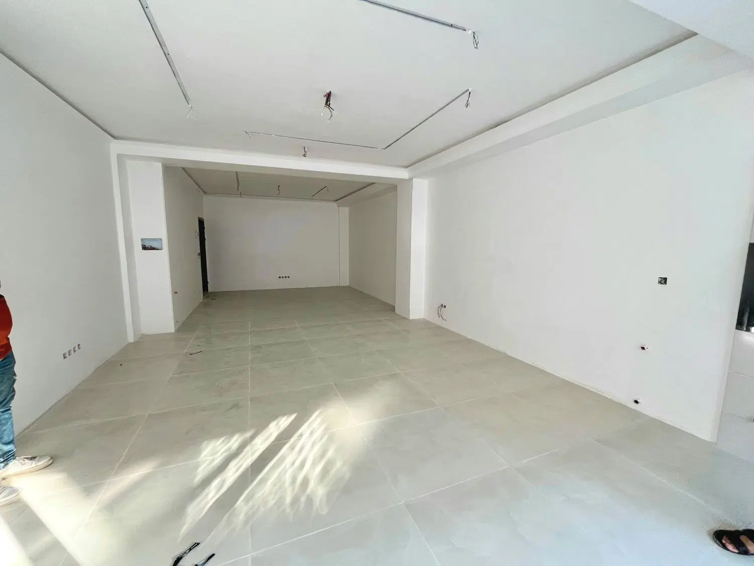 فروش آپارتمان ۹۸ متری فول نوساز جنب مترو