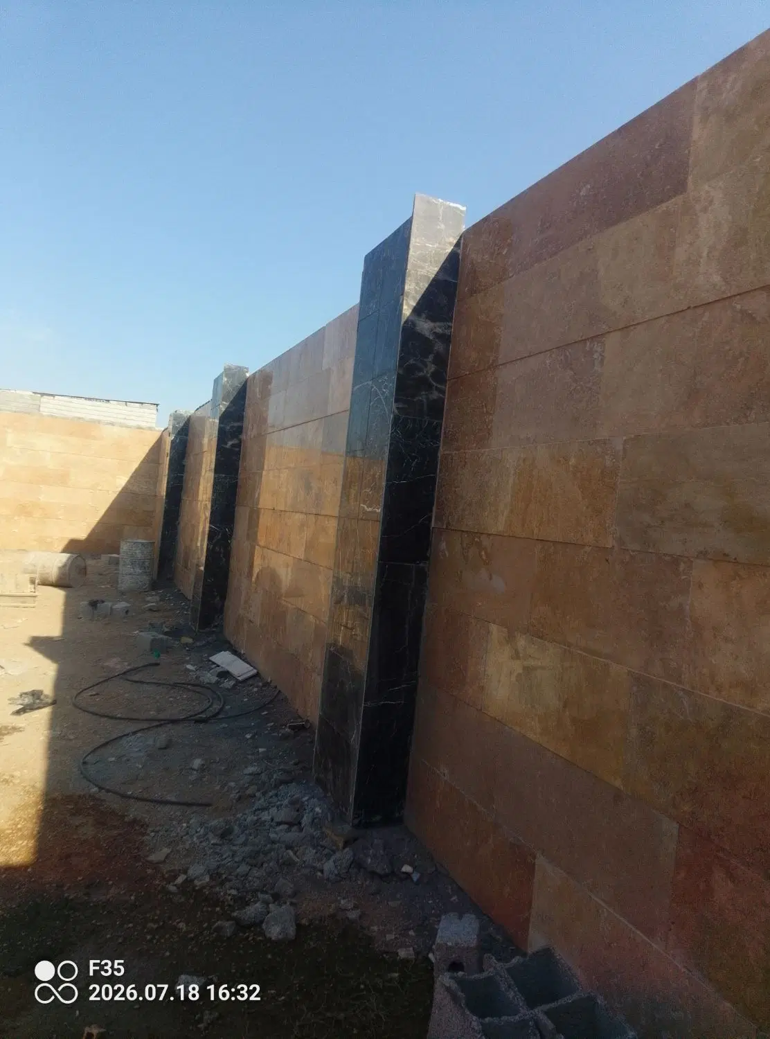 سوله ۲۰۰متری روبروی هنرستان پارسا