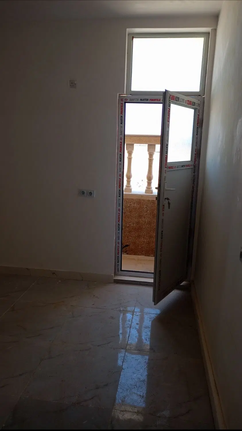 اکباتان 95متری