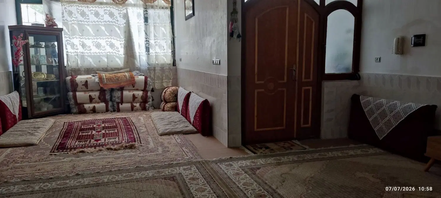 منزل ویلایی در  ۱۳۲ متر زمین ۹۳ متر زیر بنا