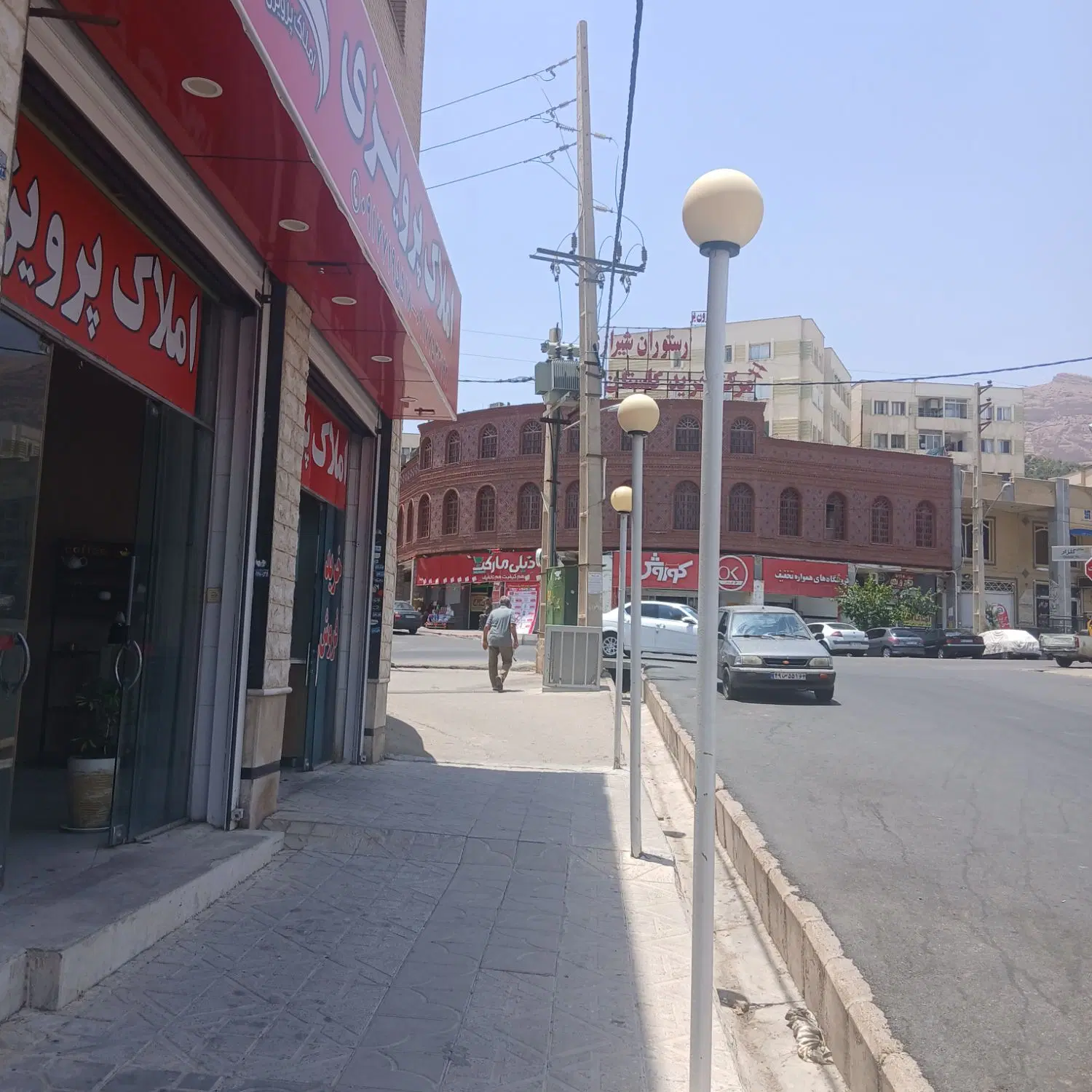 اجاره مغازه دو دهنه بر اصلی