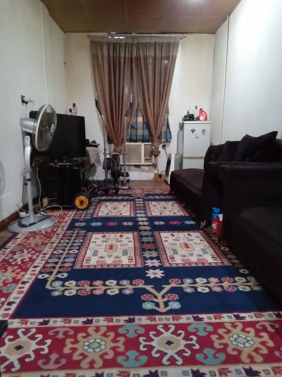 آپارتمانی در مرکز شهر اصلی نادری باب دفتر کار