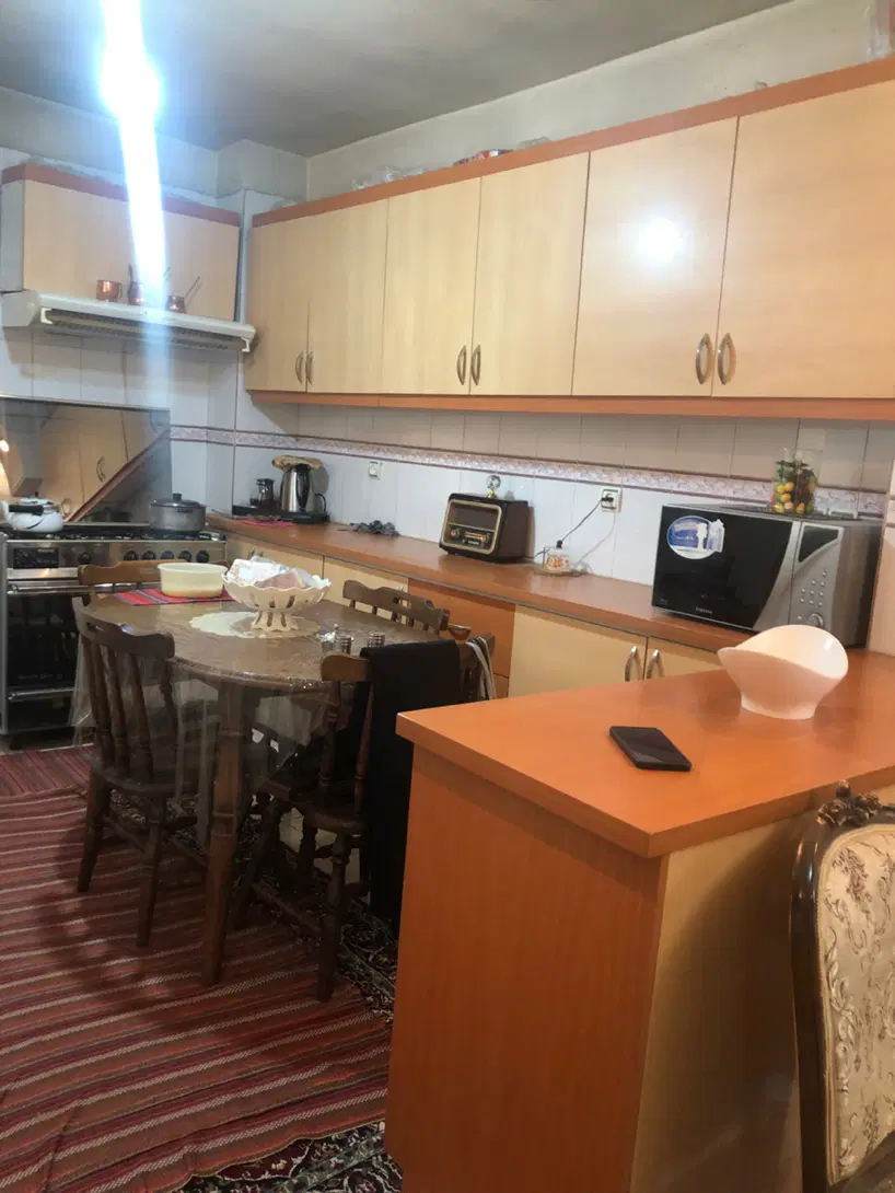 آپارتمان ۶۳ متری دو خواب در محسن آزادی