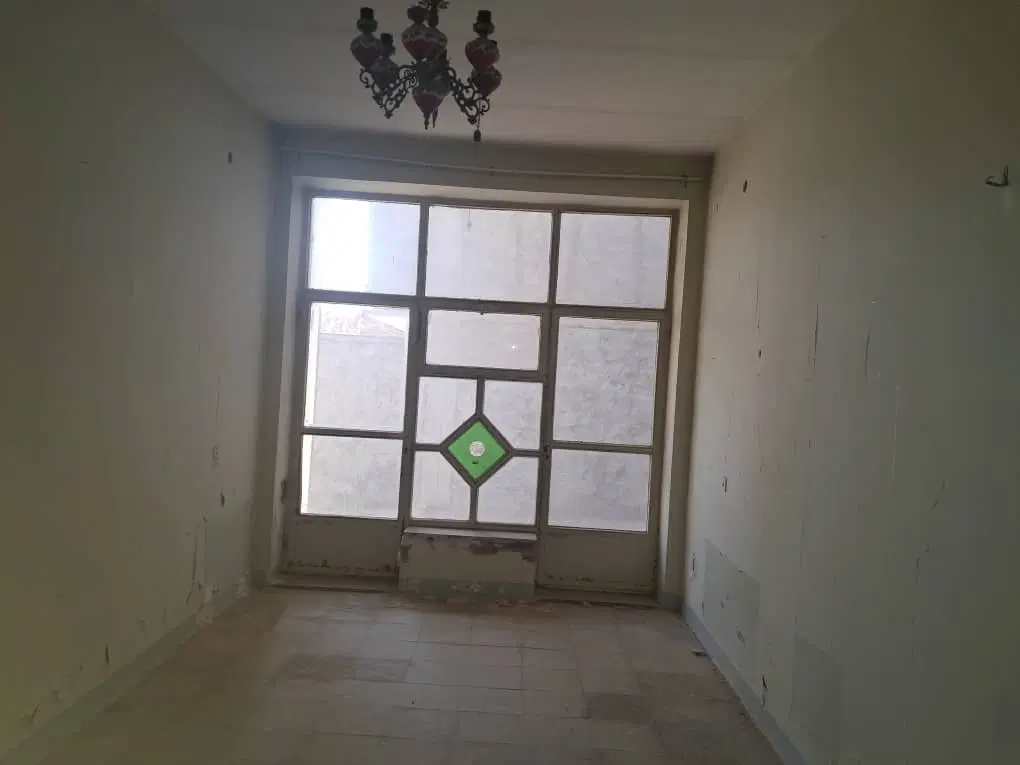 دوطبقه دربست کاشانی