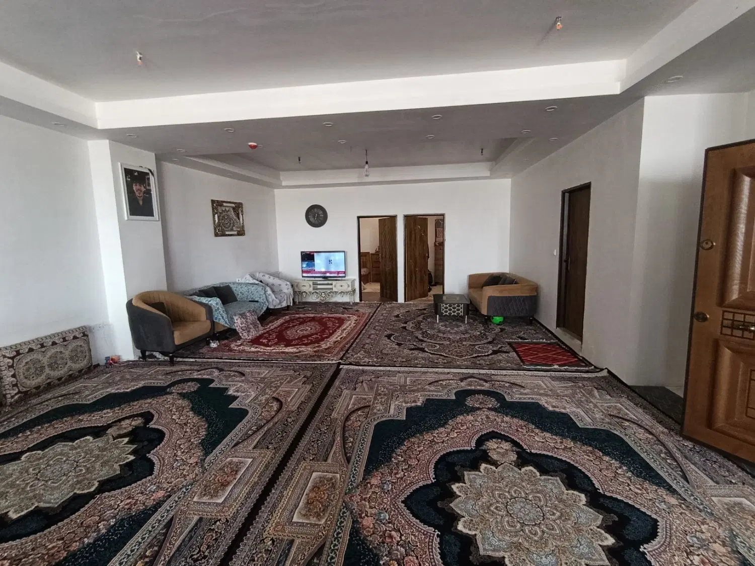 واحد ۱۴۰ متری