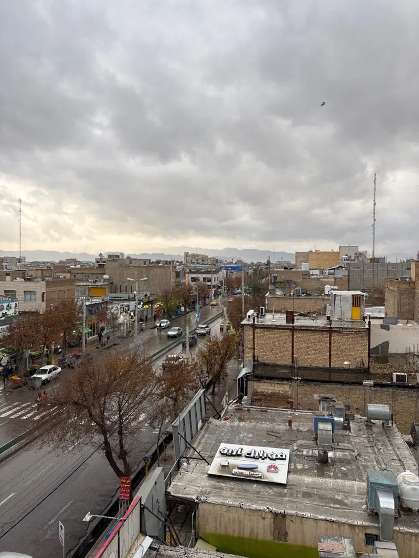 منزل ویلایی سر نبش ولیعصر ۲