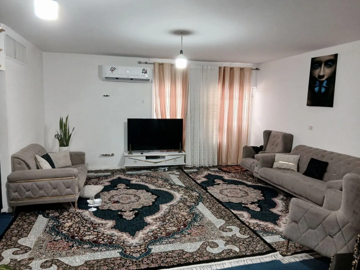 فروش یک منزل آپارتمانی به متراژ۱۰۰متر