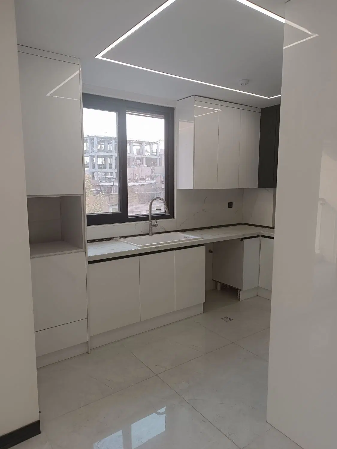 مجیدیه‌_اثنی‌عشری_۱۴۲‌متر_مهندسی‌ساز_غرق‌نور