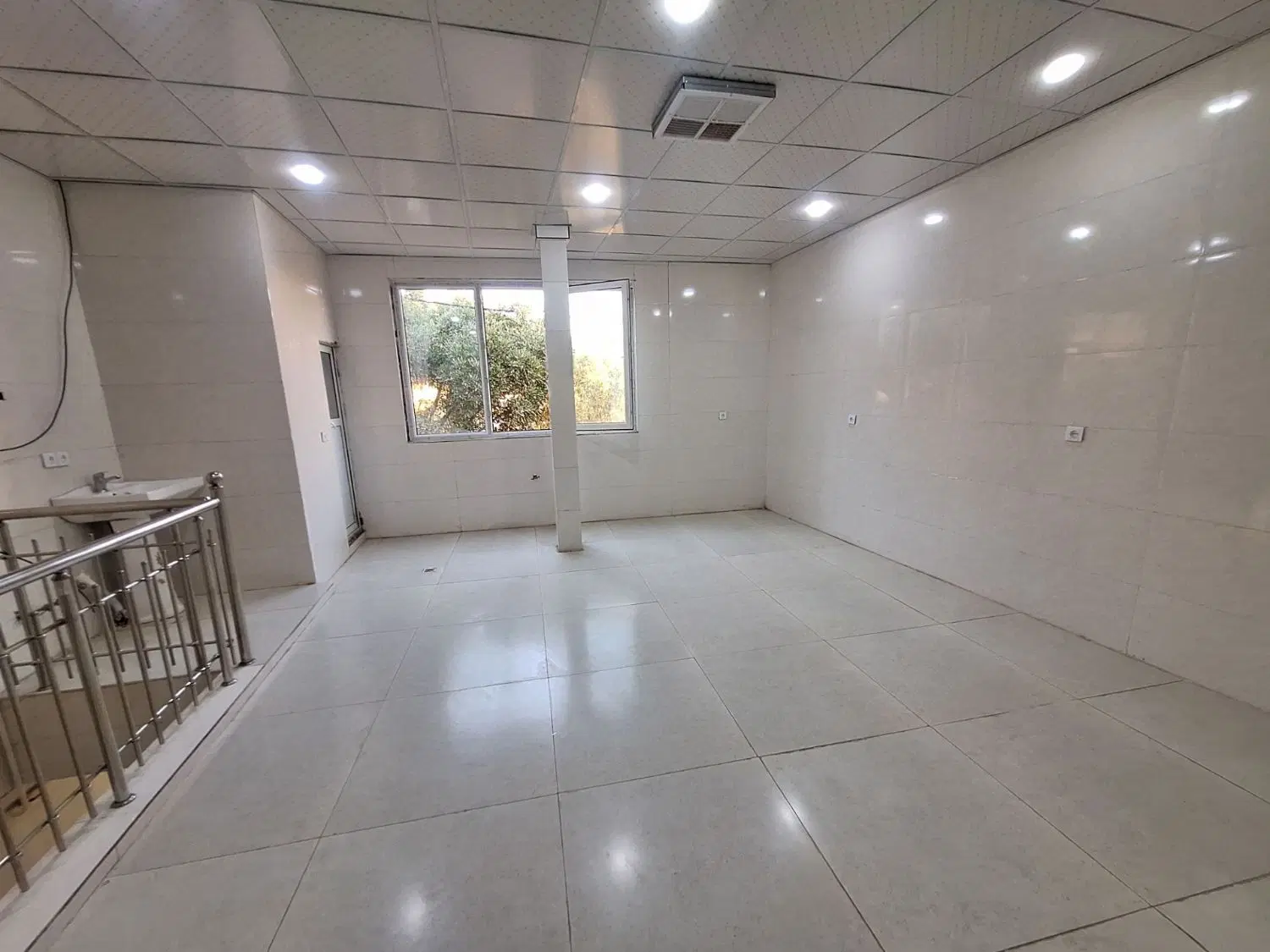 اجاره مغازه ۳۵ متری ملکشاهی