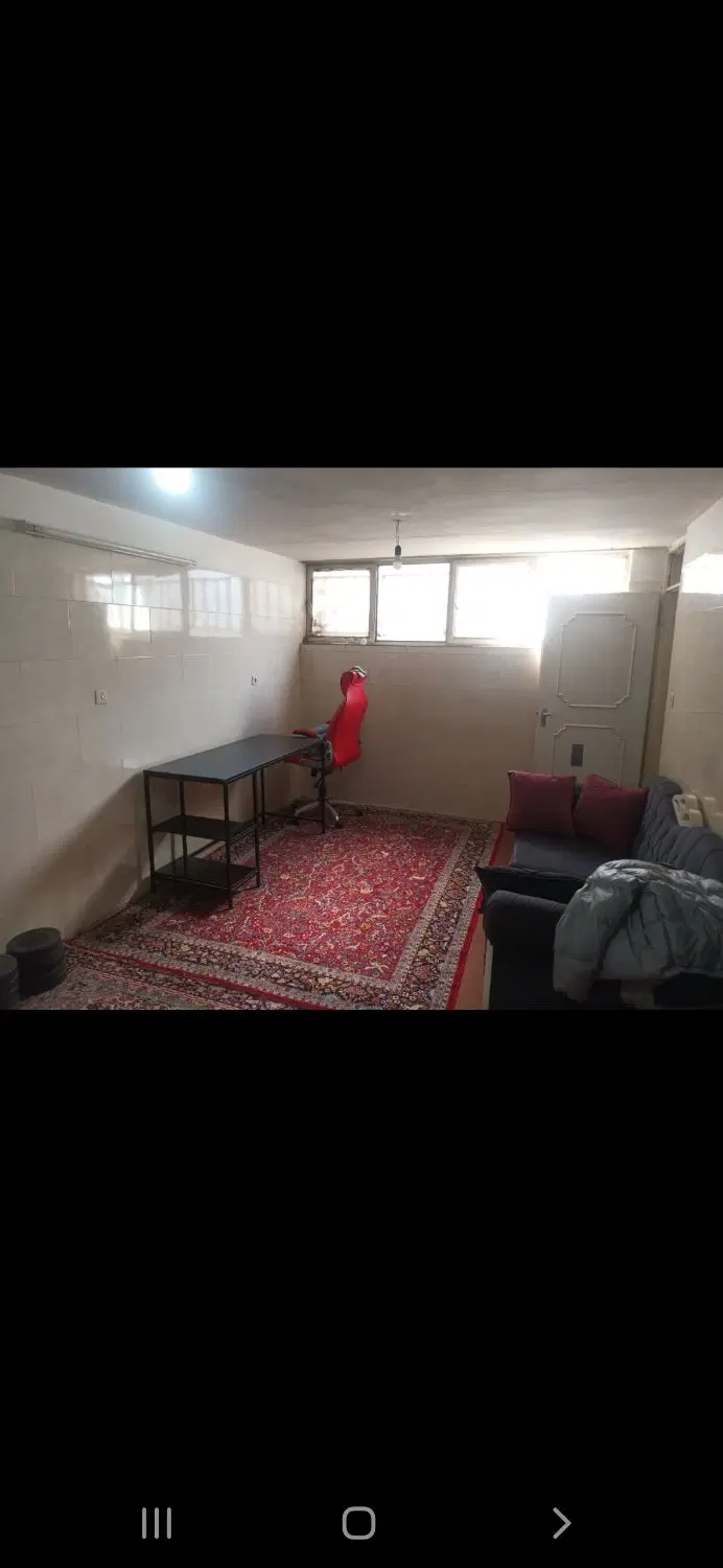 اجاره یک زیر زمین ۲۵ متری با حیاط مشترک