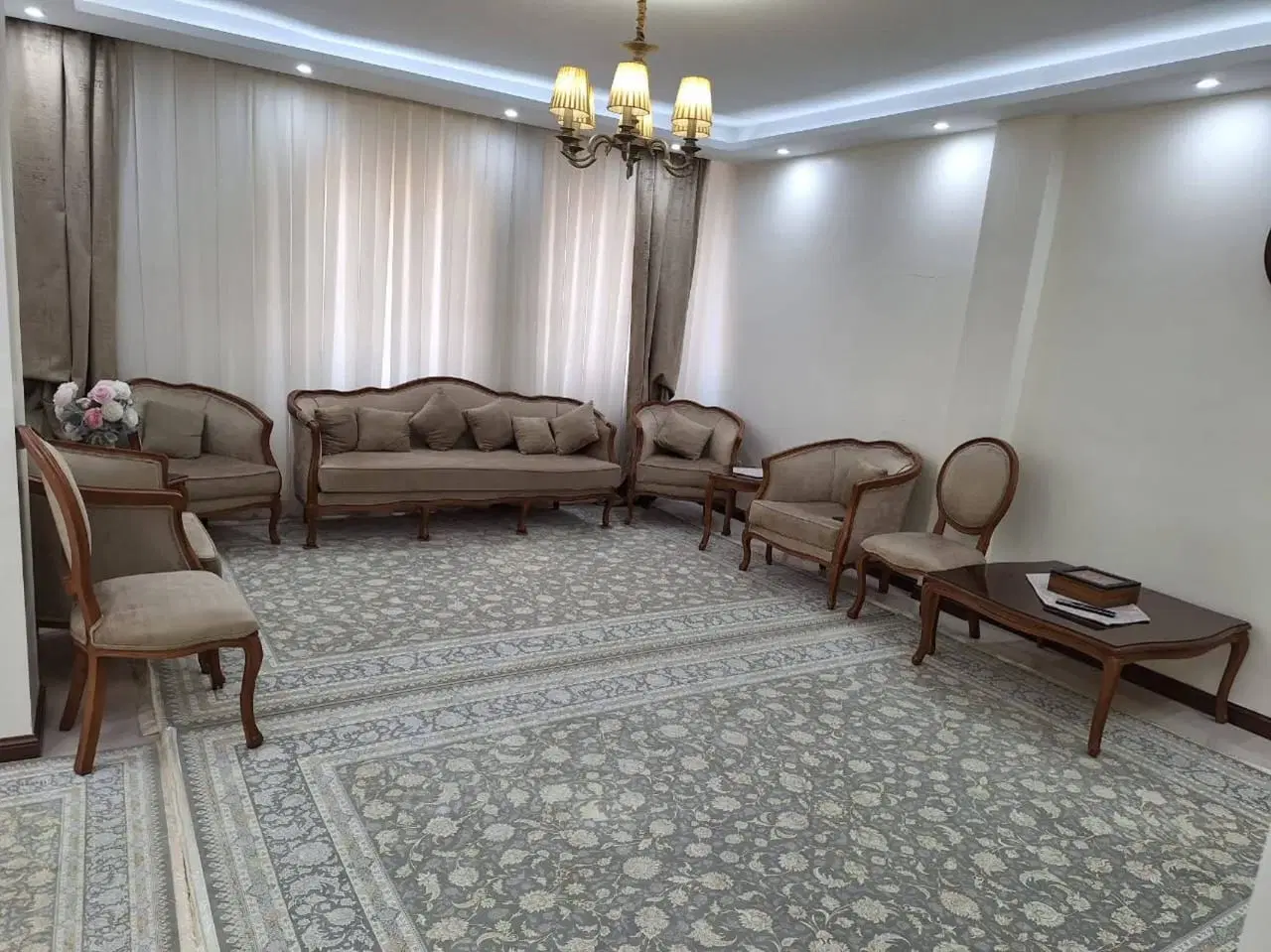 مرزداران.لاله.۷۰متر.دو خواب.بازسازی شده