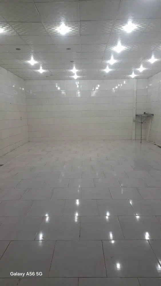 مغازه 60 متری