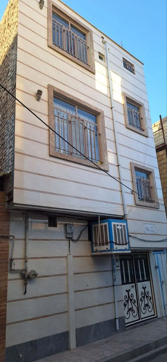 خانه ویلایی ۳ طبقه