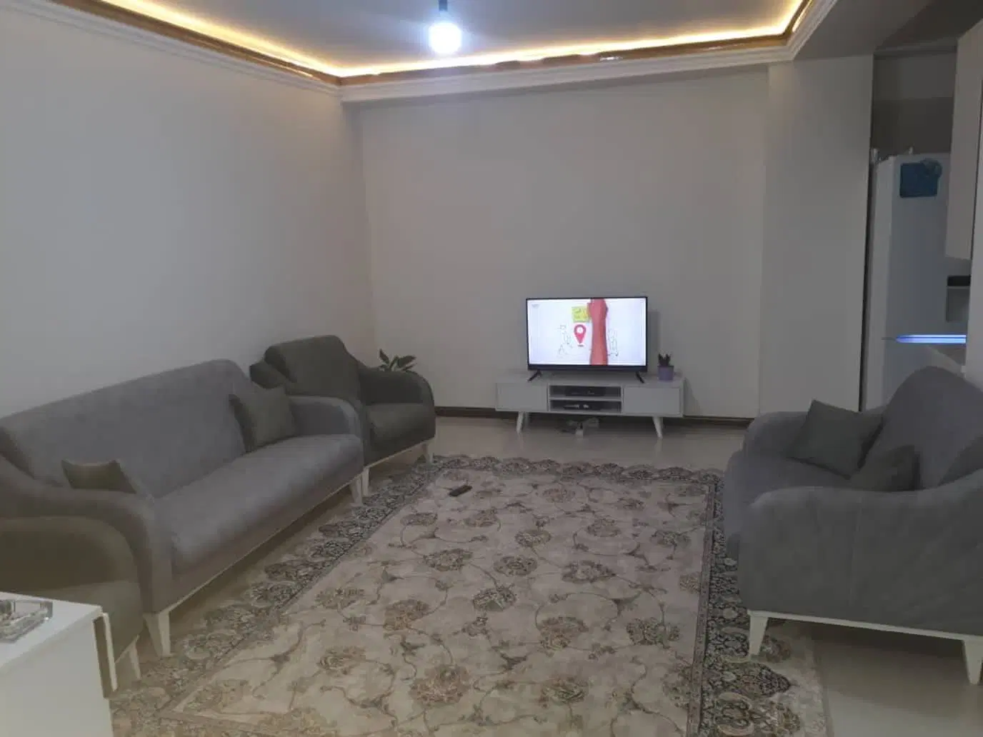 اجاره ۶۰ متری خیابان قزوین  میرجلیلی  راهپیما