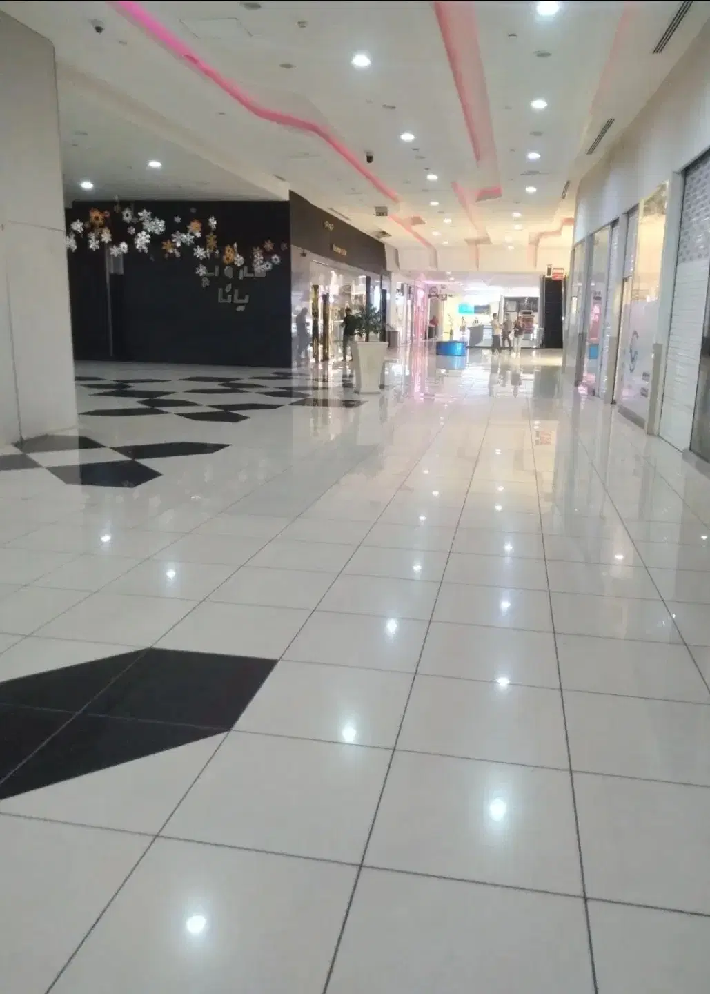 اجاره واحد تجاری