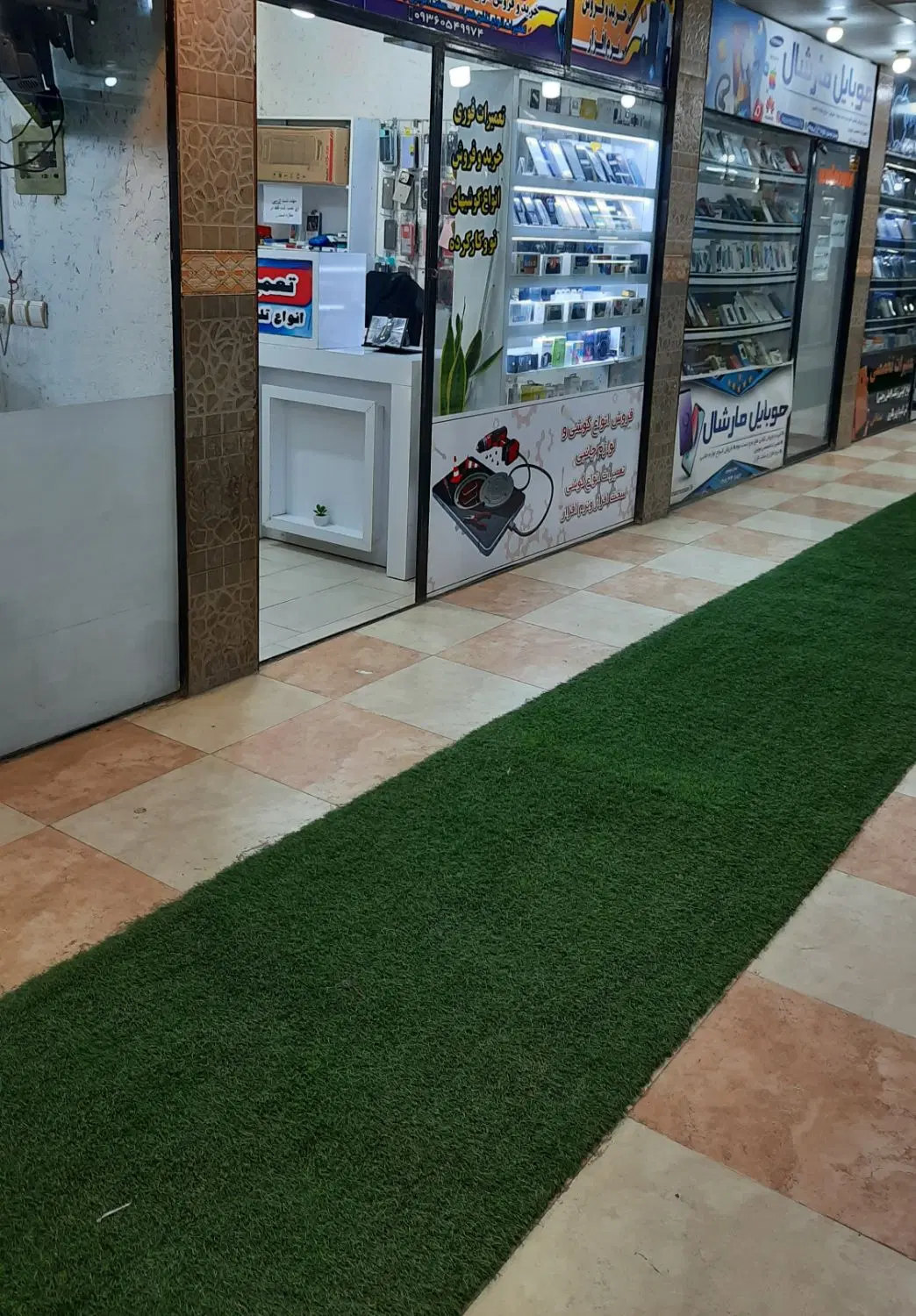 اجاره مغازه پاساژ علادین طبقه بالا