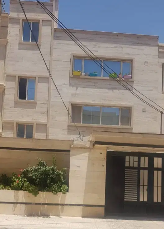 منزل ویلایی درب حیاط