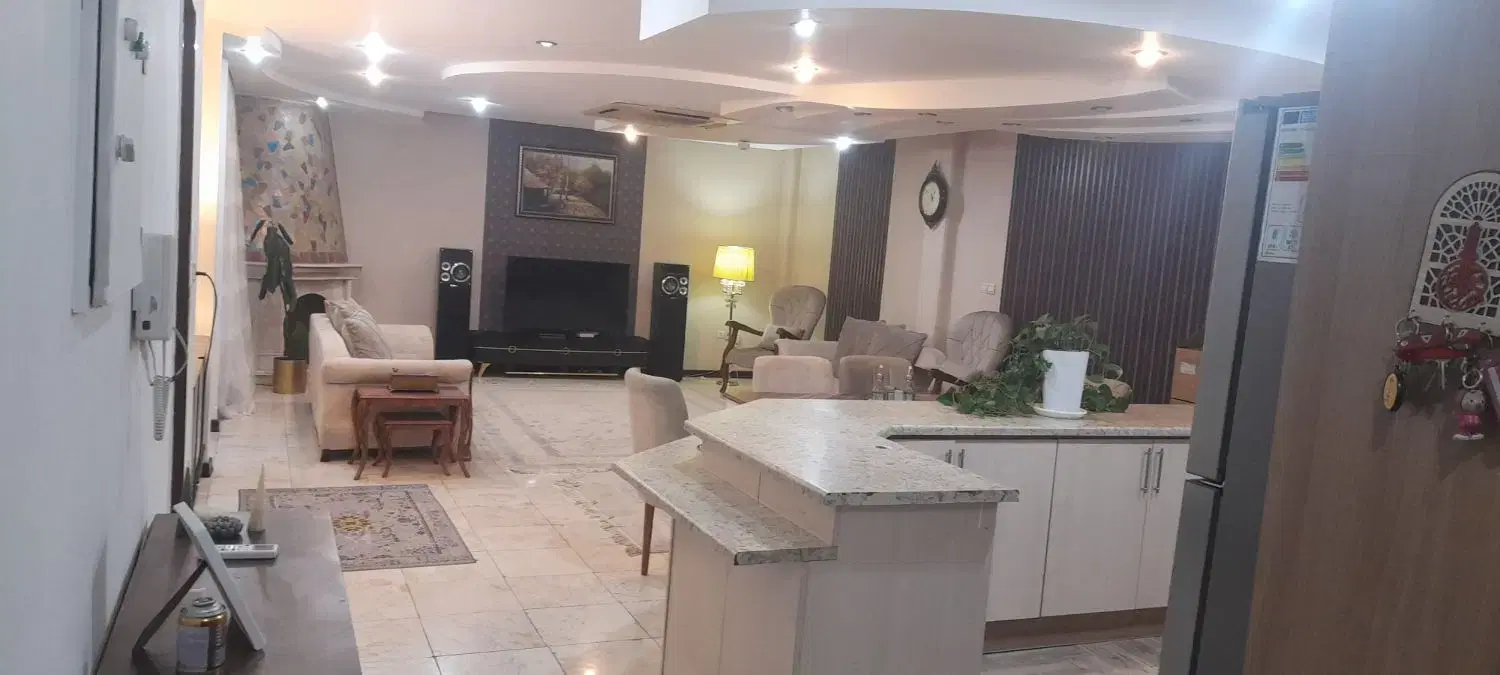 آپارتمان 112 متری ساخت 87 تاپ لوکیشن گلستان
