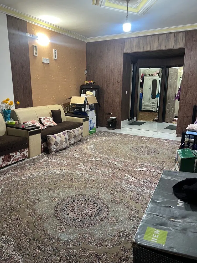 آپارتمان 90 متری طبقه اول سر نبش