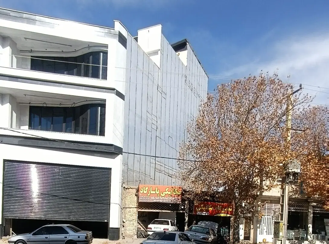 اجاره ۲۵۰ متر ویلایی بر بلوار شرقی