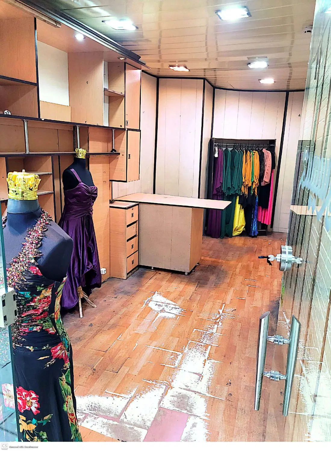 اجاره مغازه در مجتمع تجاری نگین